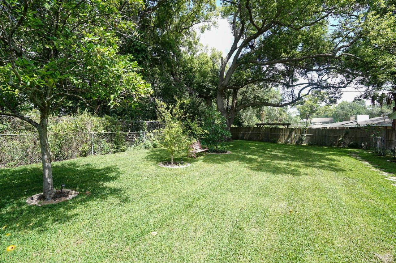 4 Bedroom Clearwater Vacation Home With Amazing Backyard Εξωτερικό φωτογραφία